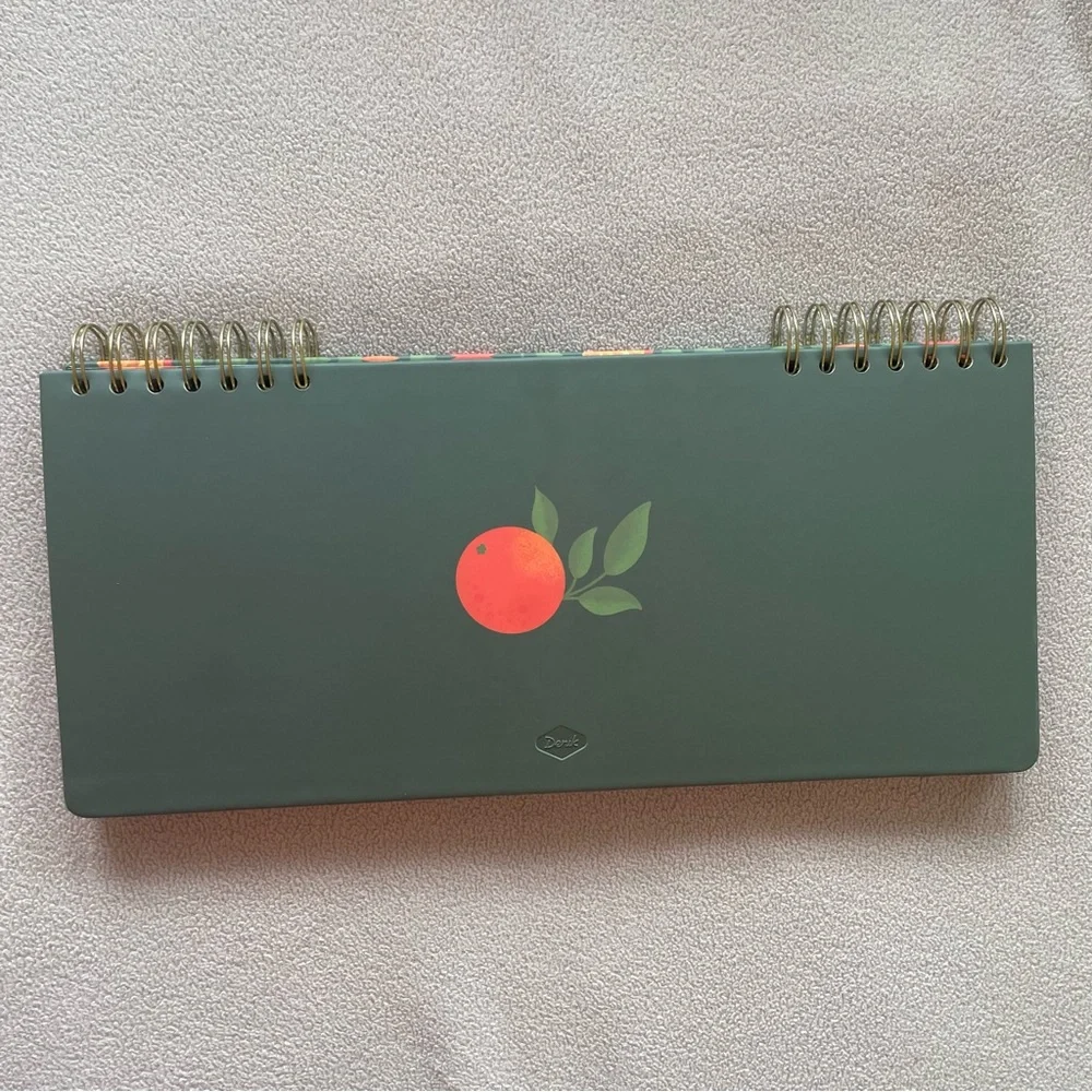 NWOT Citrus Themed Weekly Planner, 2 yrs/104 weeks
